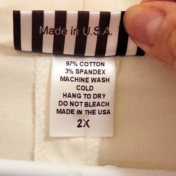 NWT Pinup Couture Deep V Neck Blouse - Picture 3 of 9